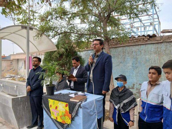 آغاز سال تحصیلی جدید در دبیرستان امید