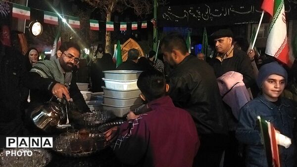 موکبی از جنس خدمت در نیشابور 