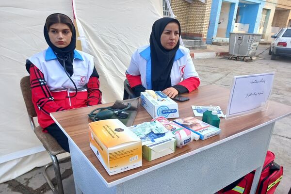 نواختن زنگ کتاب و کتابخوانی در دبیرستان فرهنگ اهواز