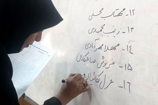 سیزدهمین دوره انتخابات شورای دانش آموزی دختران شهرستان نیشابور