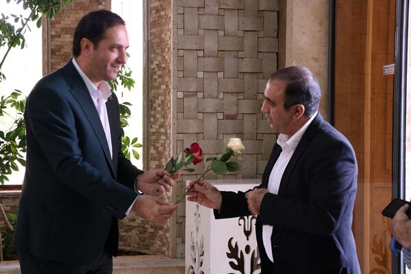 آیین بزرگداشت روز معلم ویژه معلمان و فرهنگیان ناحیه۲ بهارستان