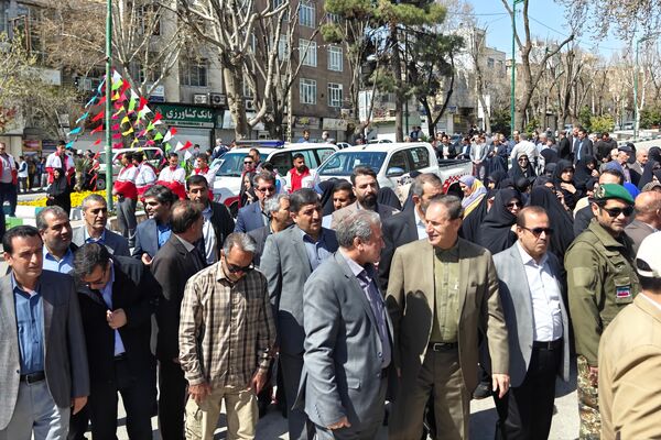 حضور پرشور فرهنگیان و دانش‌آموزان کرمانشاهی در راهپیمایی روز قدس