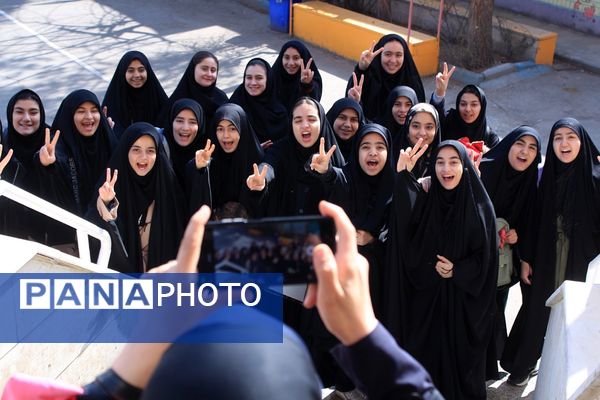  مسابقات قرآن، عترت و نماز متوسطه اول و دوم دختران بهارستان‌دو