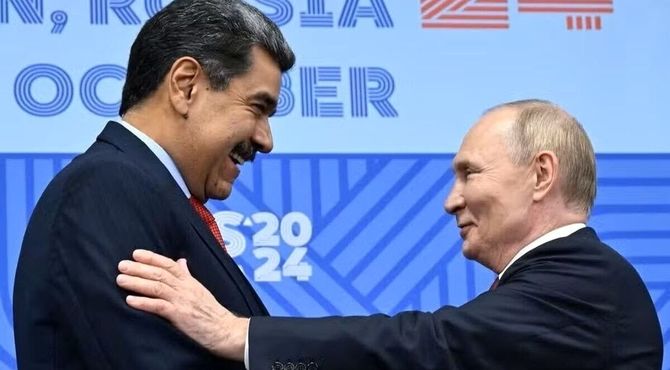 پوتین حمایت خود را از دولت ونزوئلا اعلام کرد