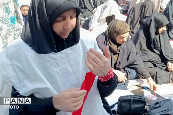 خروشِ بصیرت در صحن امامزاده جعفر (ع)؛ تالار قرآن پیشوا گنجایش دریای سوگواران مقتدا را نداشت