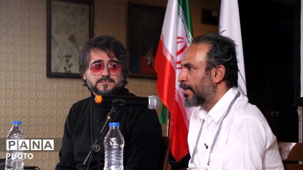 کاشت درخت به نام شهدا