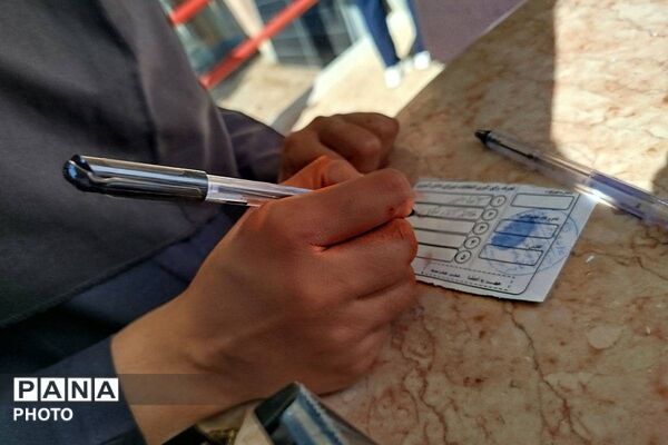 انتخابات شورای دانش آموزی در مدرسه  شبانه روزی حضرت زهرا (س) فاطمیه