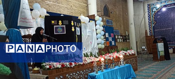 جشن میلاد امیرالمومنین در امامزادگان دوخاتون شهرکرد