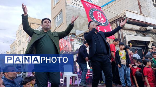 ملکان در پرتو هنر و معنویت؛ جشن میلاد امام رضا (ع) در بازار نوسازی شده