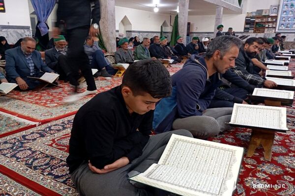 اجتماع عزاداران شهدای راه خدمت در مسجد جامع شهر بار 