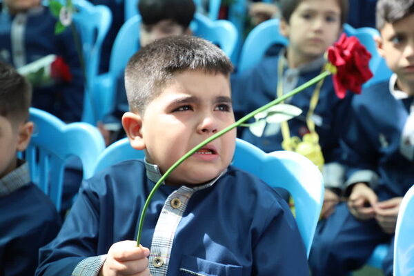 برگزاری جشن غنچه‌ها در مرکز استان چهارمحال و بختیاری 