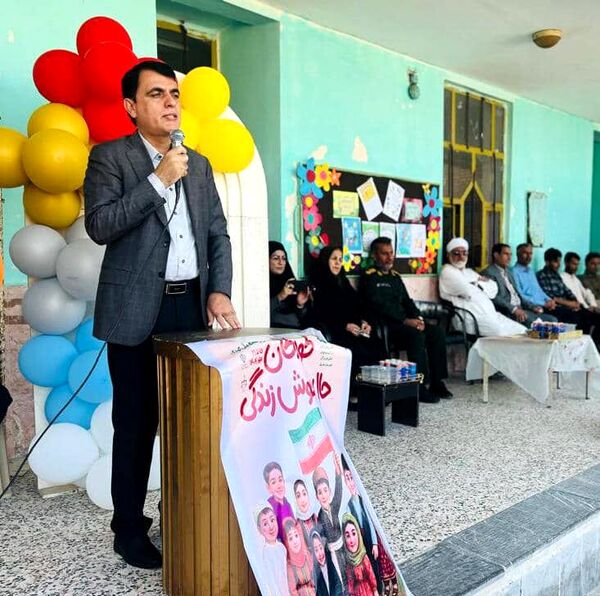 طنین «زنگ دوستی» در مدارس جاسک