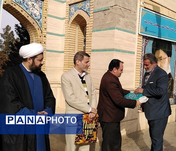 همایش تکریم و تجلیل از پدران آسمانی در تربت جام