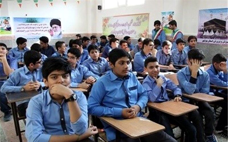 آغاز پیش ثبت‌نام پایه دهم مدارس شاهد از امروز