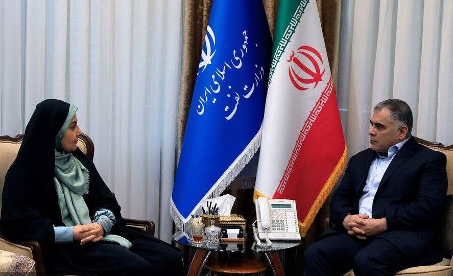 تبادل نظر وزرای نفت و راه و شهرسازی در حوزه انرژی