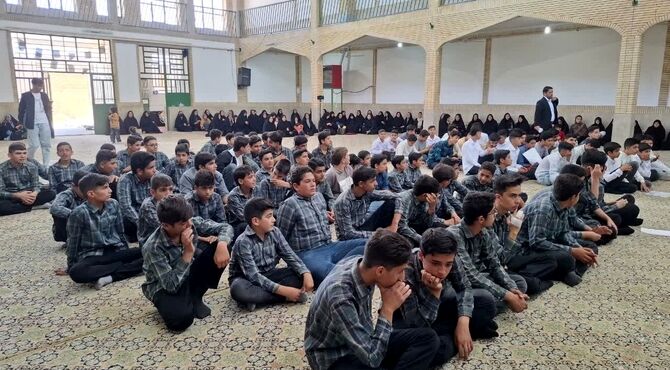 جشن تکلیف پسران مروستی امام رضایی شد