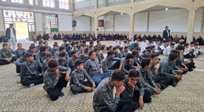 جشن تکلیف پسران مروستی امام رضایی شد