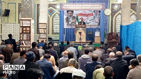 نماز جمعه شهر بن با سخنرانی رئیس آموزش و پرورش 