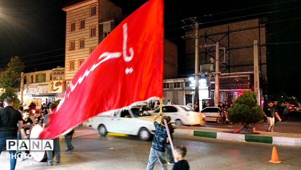 طنین نوای لبیک یا حسین در محفل عاشقان ولایت