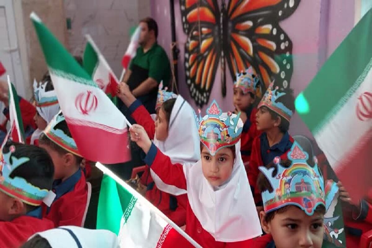 زنگ غنچه‌ها در کودکستان‌های خوزستان نواخته شد