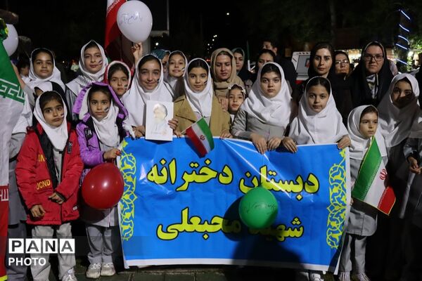 تجلی اقتدار و غیرت در دیار تاریخ‌سازان نظرآباد در شصتمین شب وحدت