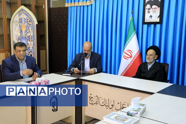 دیدار مدیران آموزش‌ و‌ پرورش خراسان‌جنوبی با نماینده ولی‌فقیه در استان 