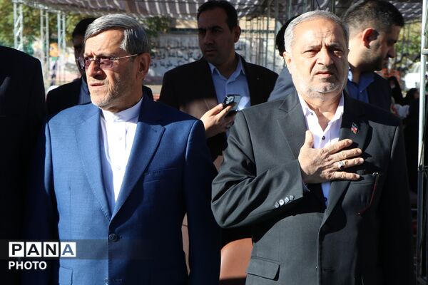 «مهر کریمانه» با حضور وزیر آموزش و پرورش در دبستان پروین اعتصامی بهارستان‌دو