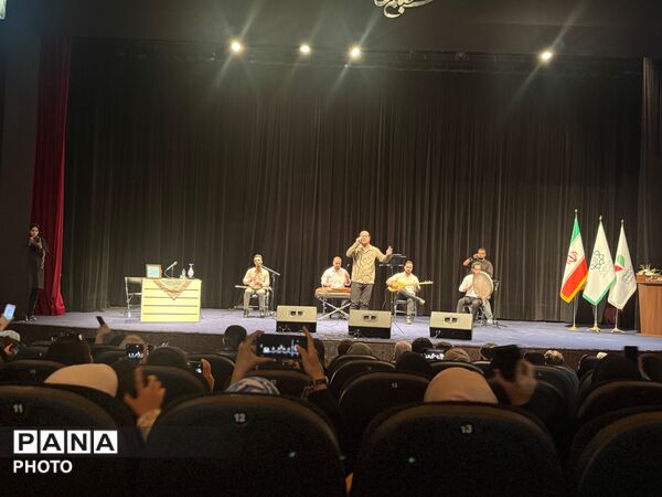 اختتامیه رویداد ادبی سوگ و صلابت در تهران