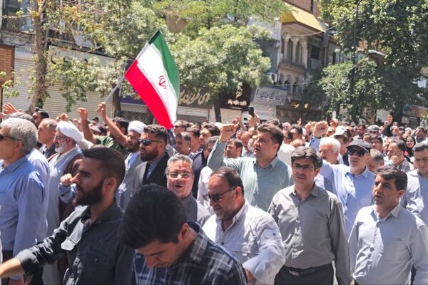 خروش مردم سنندج در راهپیمایی جمعه خشم و نصر