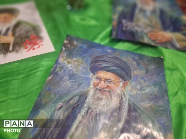 از صفوف بندگی تا قاب دوربین؛ جلوه باشکوه وحدت در نماز جمعه 