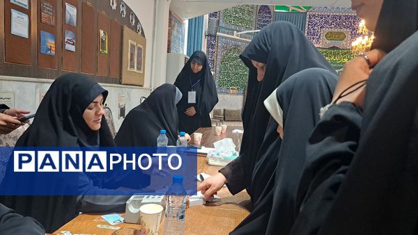 حضور پر شور و نشاط مشهدی‌ها در انتخابات ریاست جمهوری