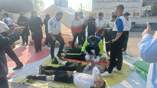 آژیر مانور زلزله در مدارس محمودآباد به صدا درآمد