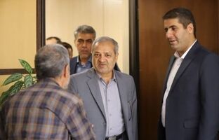 چرخه فعالیت های اداری و آموزشی با همت والای کارکنان به صورت پویا و کارآمد درجریان است