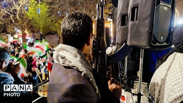 خروش بی نظیر نیشابوری ها در حمایت از سومین رهبر جمهوری اسلامی ایران 