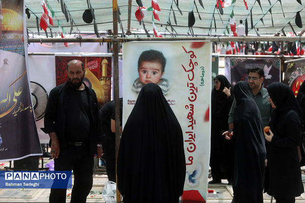 حال و هوای ظهر عاشورا در قطعه شهدای جنگ تحمیلی رژیم صهیونیستی