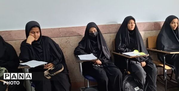 رقابتی قرآنی و همدلانه در مسابقات قرآن و عترت و نماز شهرستان بجستان