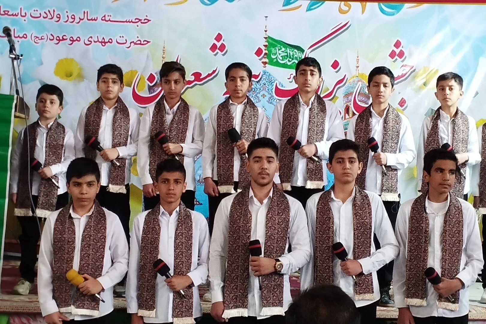 شور و شعف جشن نیمه‌شعبان در خانمیرزا