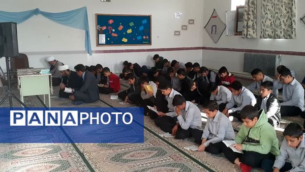 گرامیداشت ایام فاطمیه در دبیرستان خاتم الانبیا خاتم