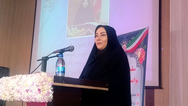 همایش توانمندسازی نومعلمان‌ ناحیه یک شهرستان بهارستان 