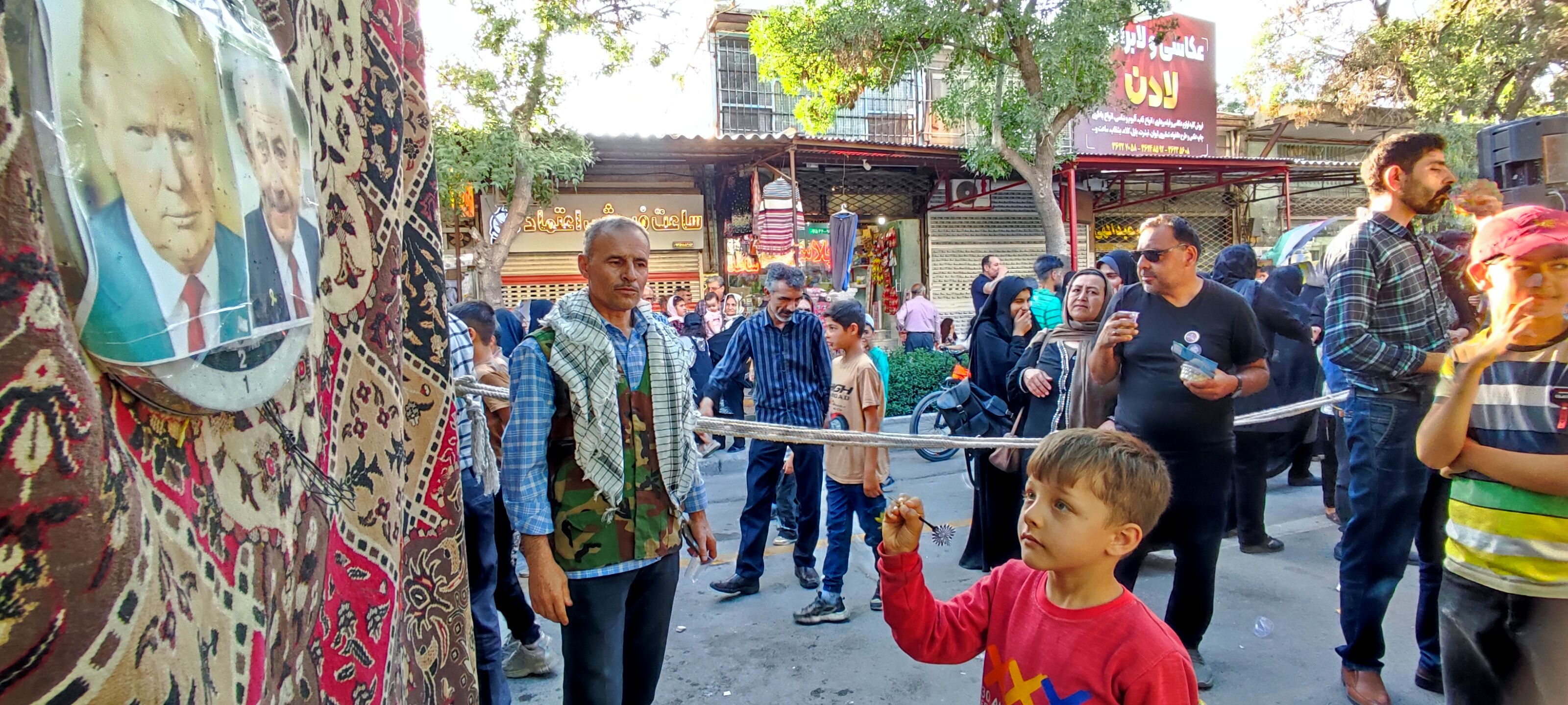 برگزاری مسابقات دارت در موکب‌های جشن غدیر در شهرستان شیروان