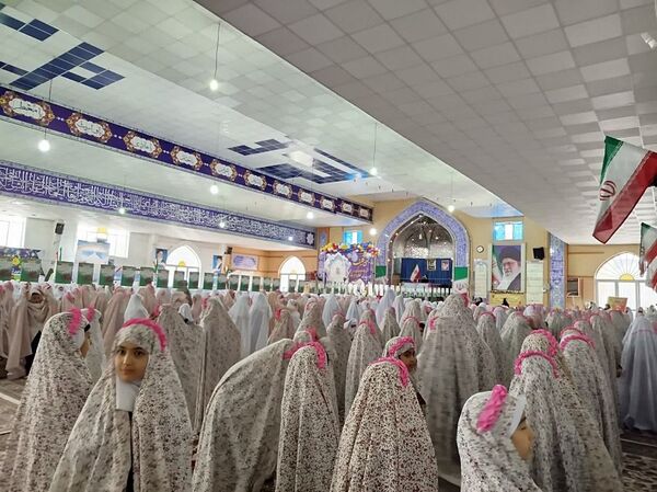 جشن تکلیف دانش‌آموزان دختر پایه سوم شیروان