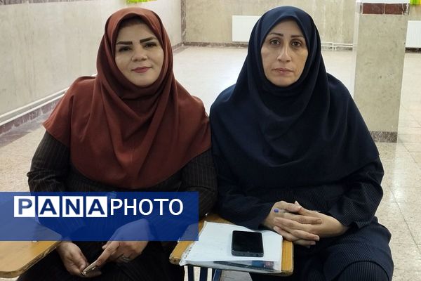 برگزاری مینی دوره هوش مصنوعی در دبیرستان حکمت بهارستان‌دو