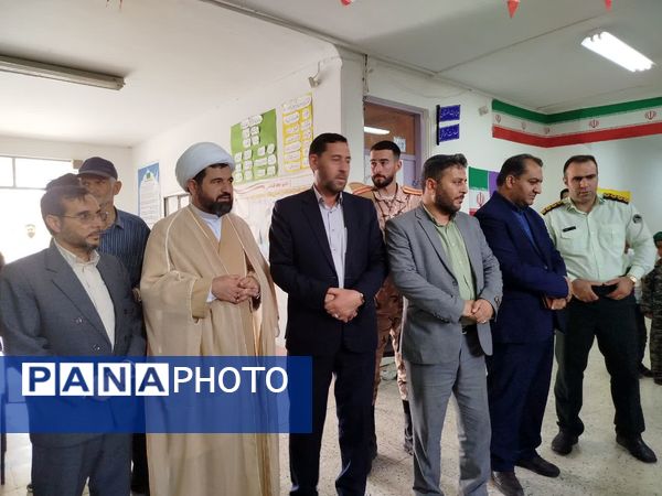 حضور پرشور مردم فاروج پای صندوق‌های رای 