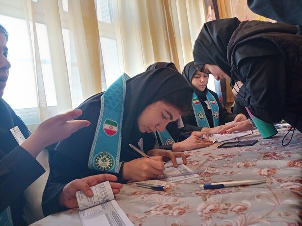 انتخابات شورای دانش‌آموزی دبیرستان الزهرای خواجه