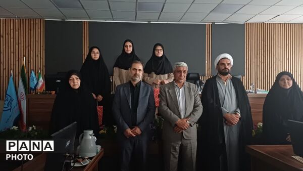 تجلیل از برگزیدگان رویدادهای قرآنی و فرهنگی منطقه ۱۶ تهران