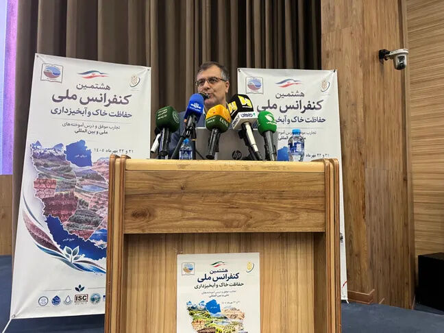 رئیس پژوهشکده حفاظت خاک و آبخیزداری: آب و خاک، ستون‌های اصلی امنیت غذایی کشور هستند