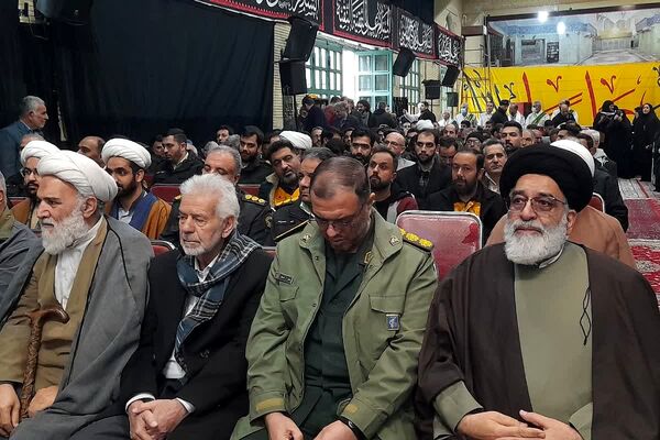 حماسه ۹ دی زنده است؛ ورامینی‌ها بار دیگر با ولایت، پیمان بستند