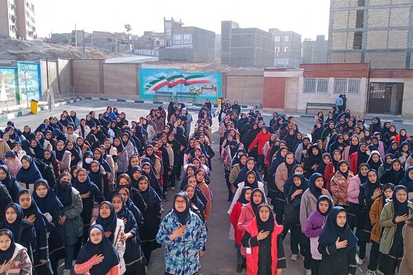 طنین گلبانگ زنگ انقلاب در مدرسه اخترصدوقی پیشوا