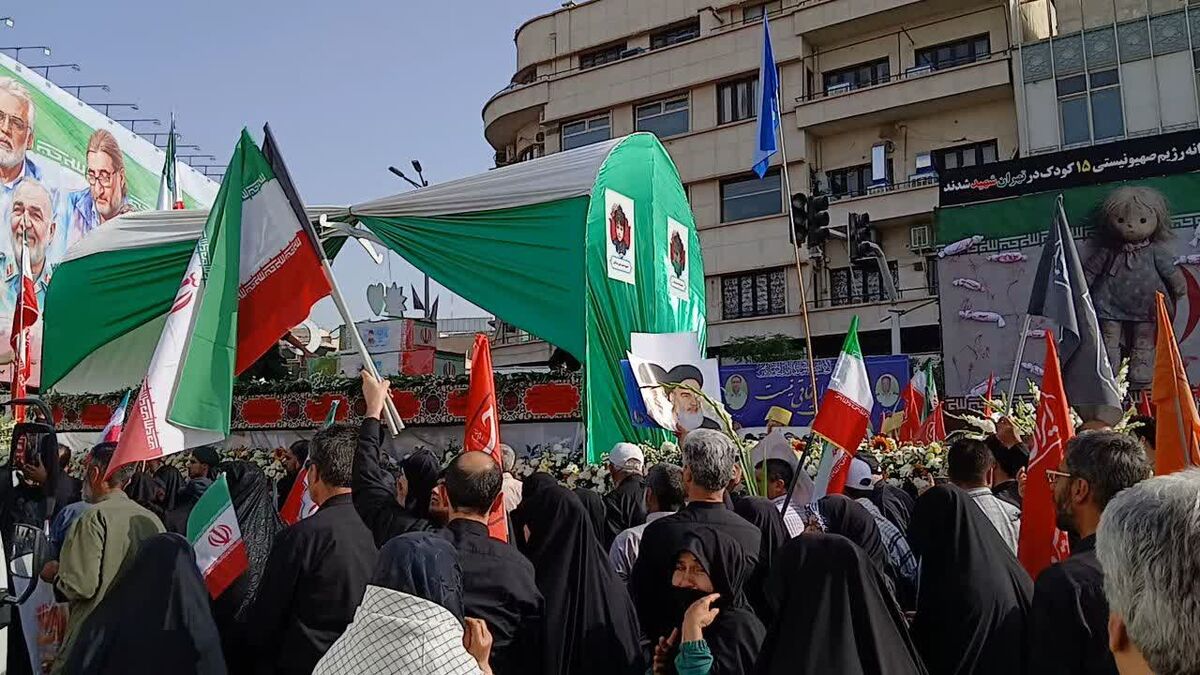 آسمان امروز به احترام شهدای اقتدار ایستاد