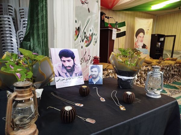 یادواره شهدا در دبیرستان شاهد فاطمیه مشهد